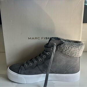 Marc Fisher Dapyr Women’s Sz 9 Gray Faux Suede Shearling Hi-Top Sneaker BNWB